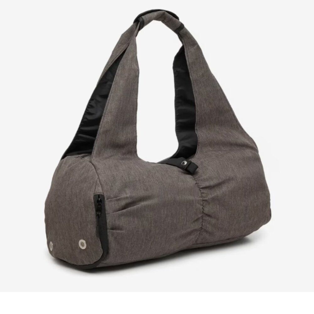 Gym Bag - Gym-to-Travel Multi-Compartment Bag - Picture 2 of 5